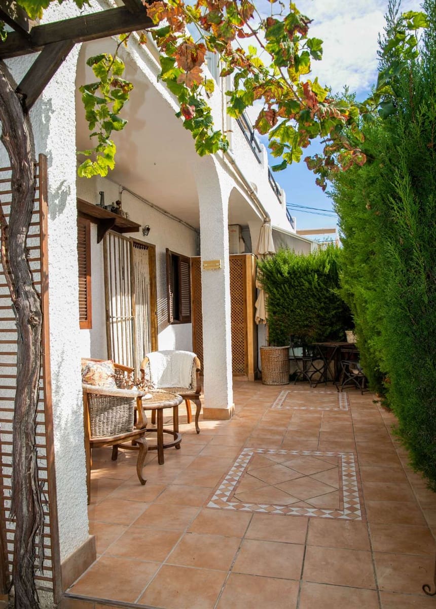 3 slaapkamer Appartement te koop in Torrevieja - € 189.900 (Ref: 9673970)