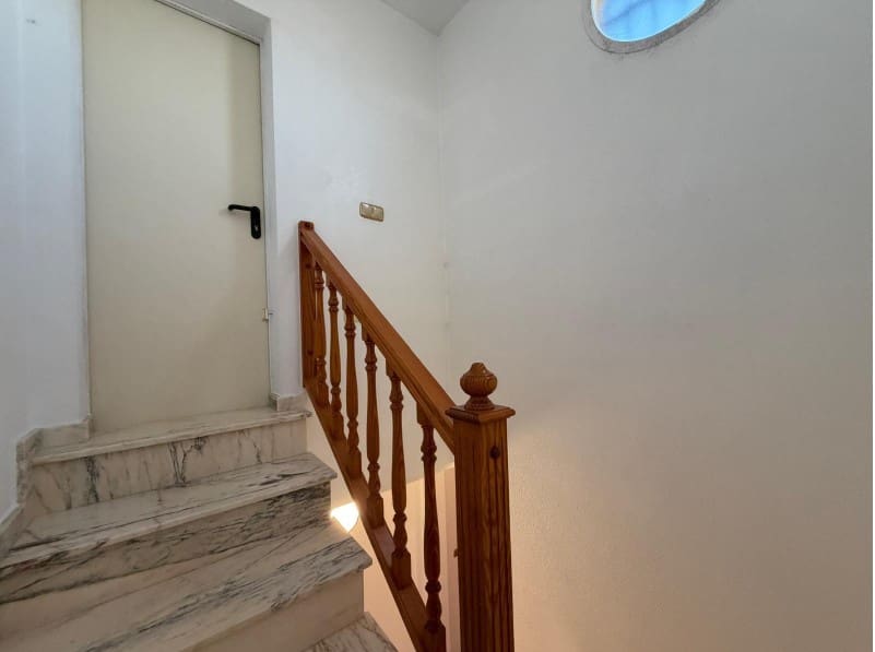 2 soverom Bungalow til salgs i Orihuela Costa med svømmebasseng garasje - € 225 000 (Ref: 9677008)