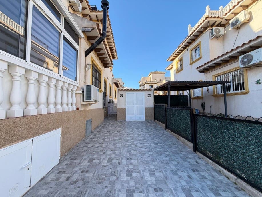 2 soverom Bungalow til salgs i Orihuela Costa med svømmebasseng garasje - € 225 000 (Ref: 9677008)