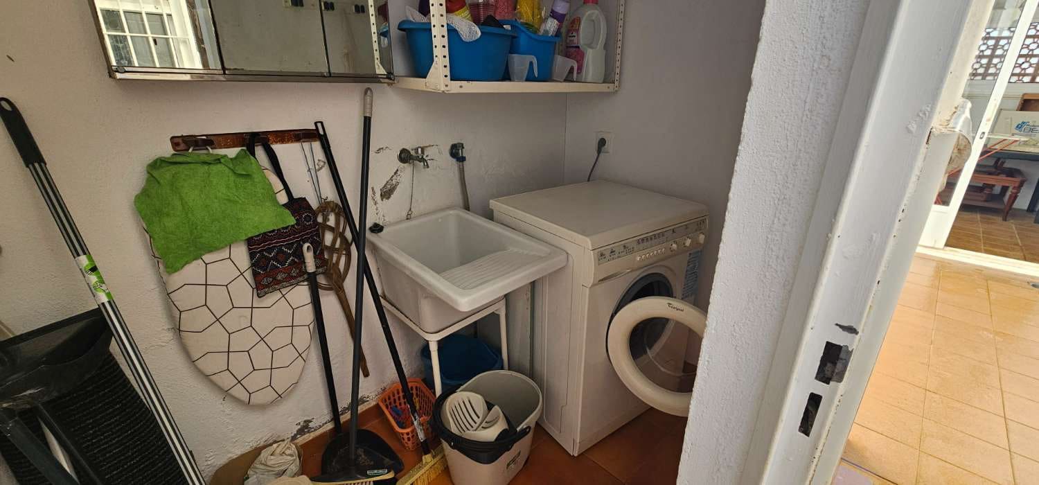 Adosado de 4 habitaciones en Torrevieja en venta con garaje - 292.000 € (Ref: 9679610)