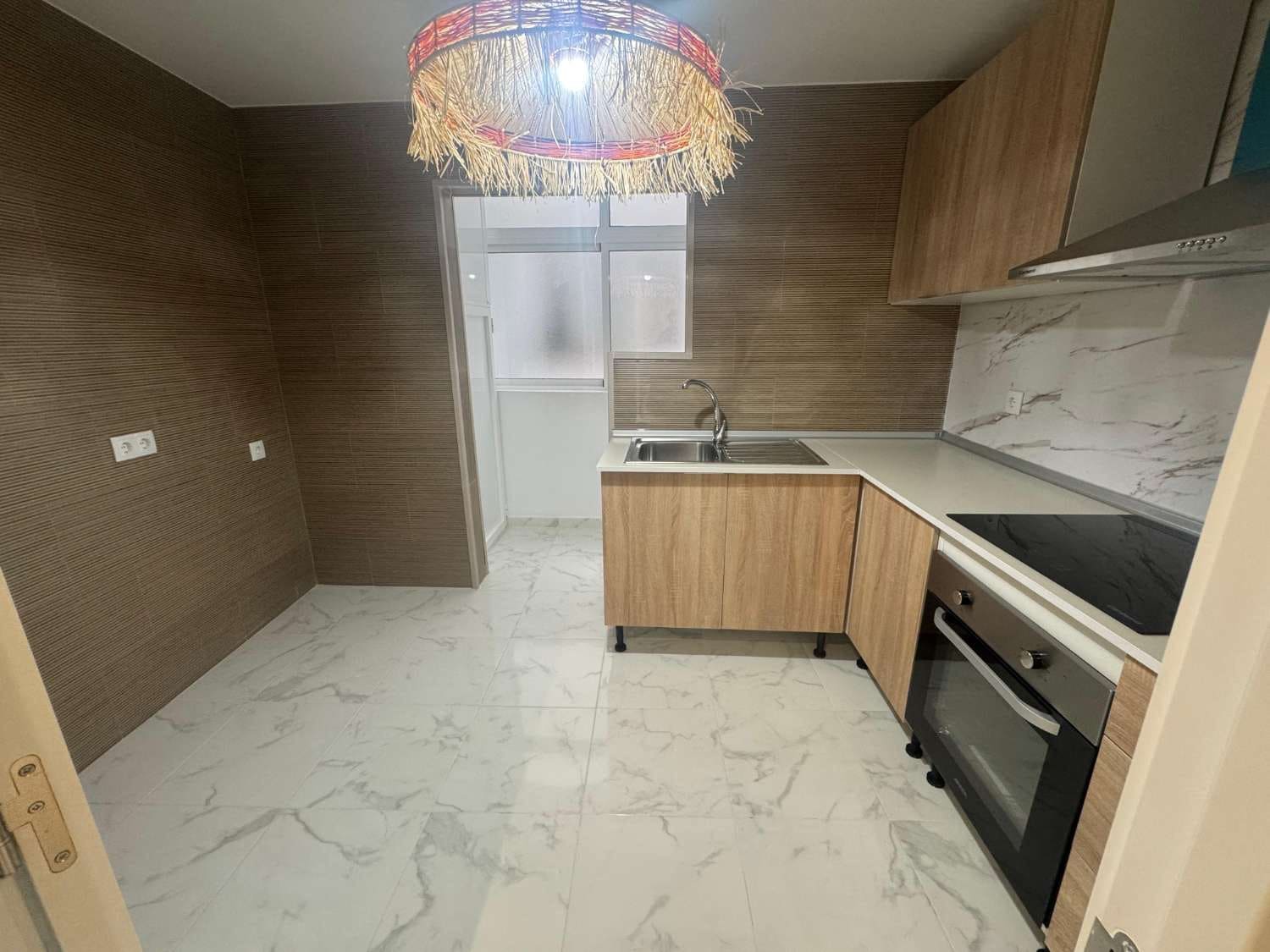 3 quarto Apartamento para venda em Torrevieja - 199 990 € (Ref: 9686205)