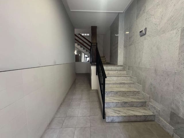 3 quarto Apartamento para venda em Centro - Muelle Pesquero, Torrevieja - 199 990 € (Ref: 9686205)