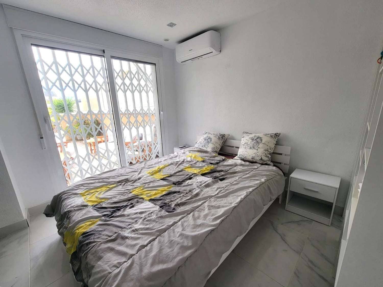 3 slaapkamer Bungalow te koop in Torre de la Horadada - € 272.500 (Ref: 9714630)