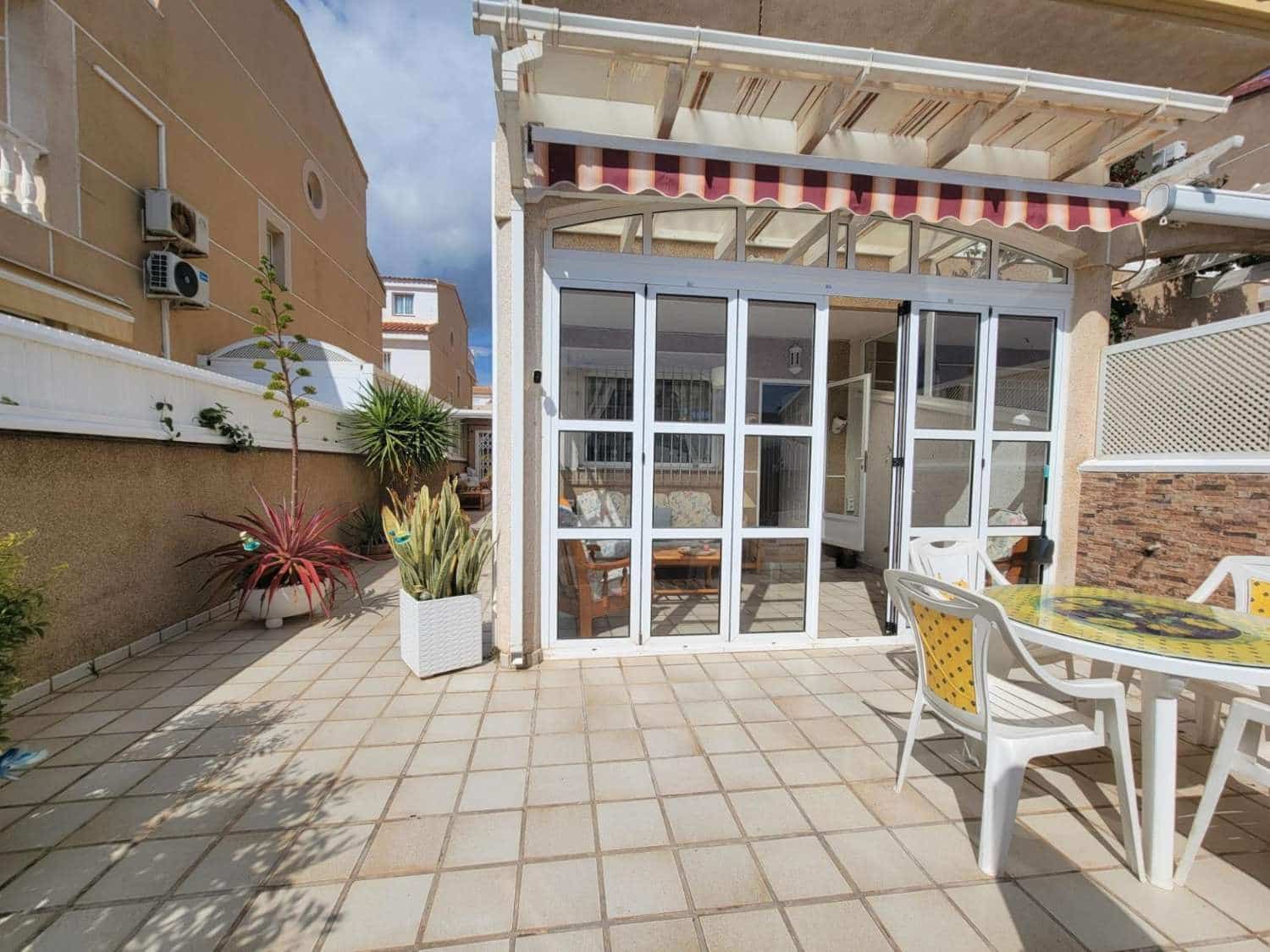 3 slaapkamer Bungalow te koop in Torre de la Horadada - € 272.500 (Ref: 9714630)