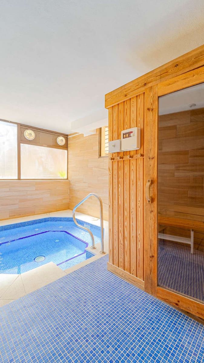 3 soverom Penthouse til salgs i Orihuela Costa med svømmebasseng garasje - € 249 900 (Ref: 9714631)