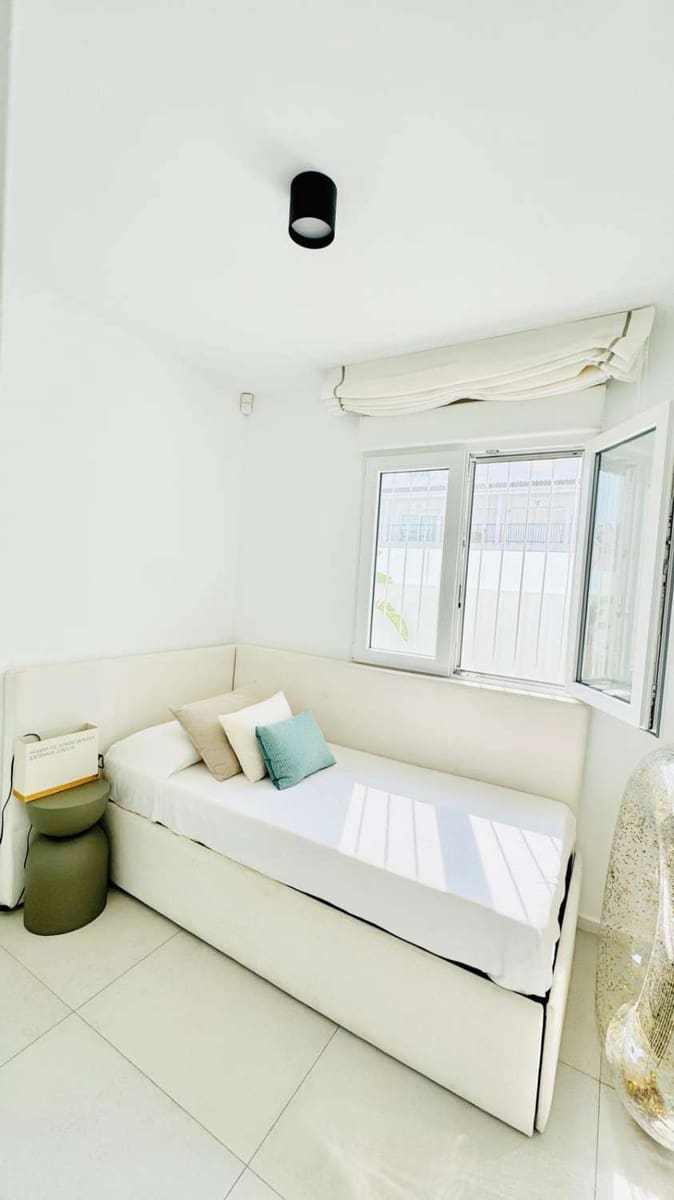 3 camera da letto Bungalow in vendita in La Veleta con piscina - 489.000 € (Rif: 9714632)