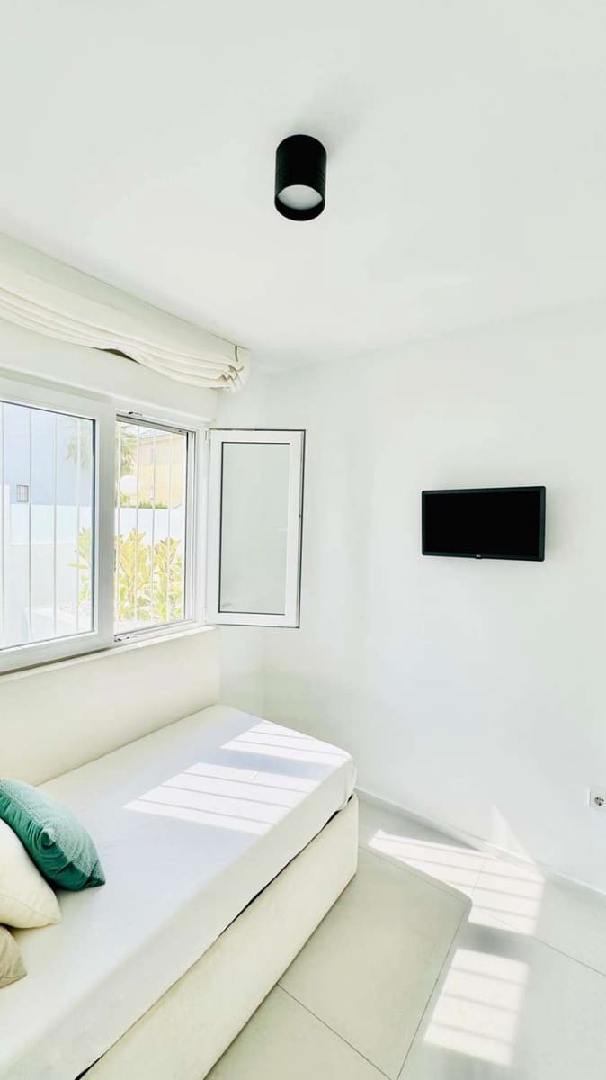 3 camera da letto Bungalow in vendita in La Veleta con piscina - 489.000 € (Rif: 9714632)