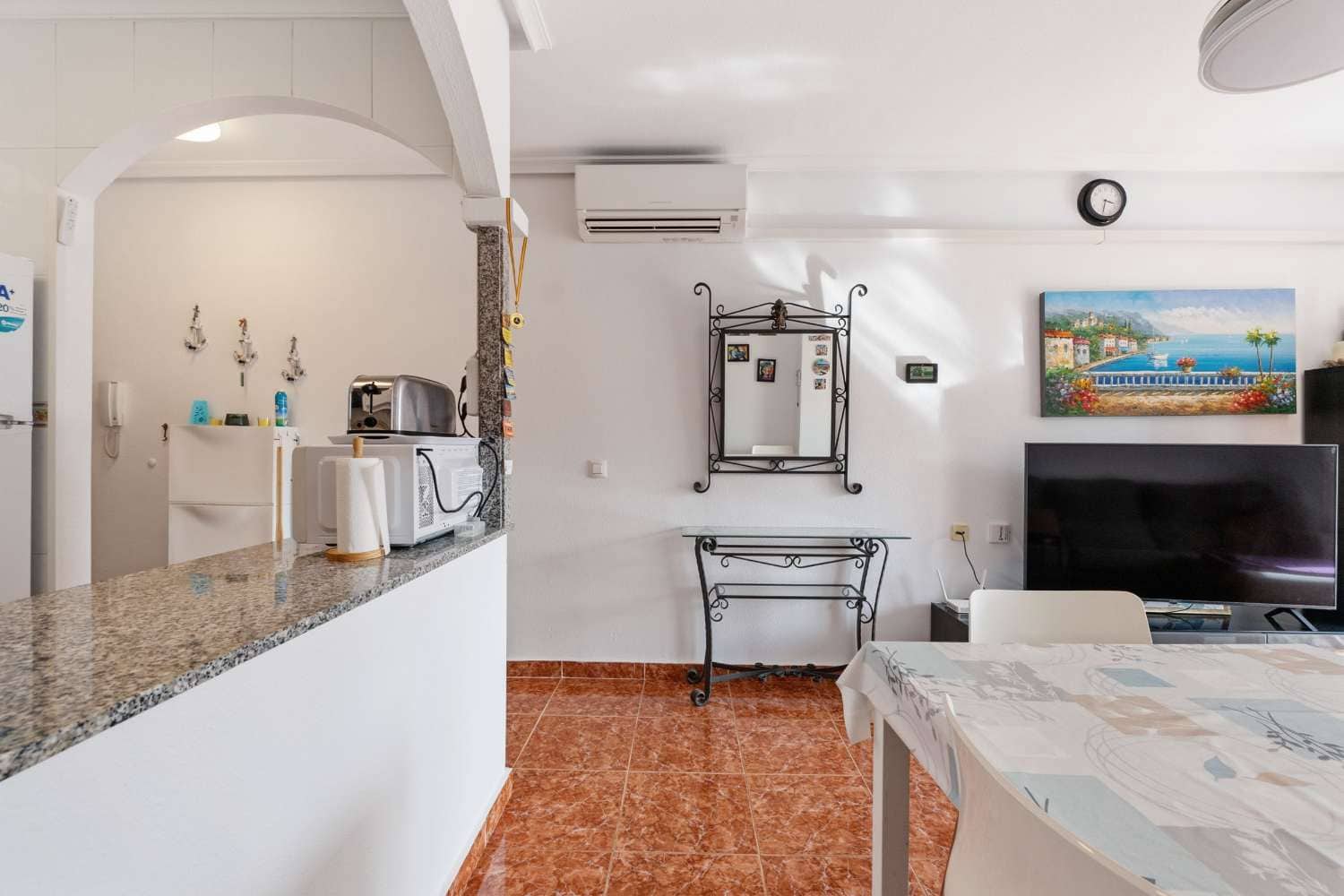 2 soveværelse Lejlighed til salg i Torrevieja med swimmingpool - € 145.000 (Ref: 9719710)