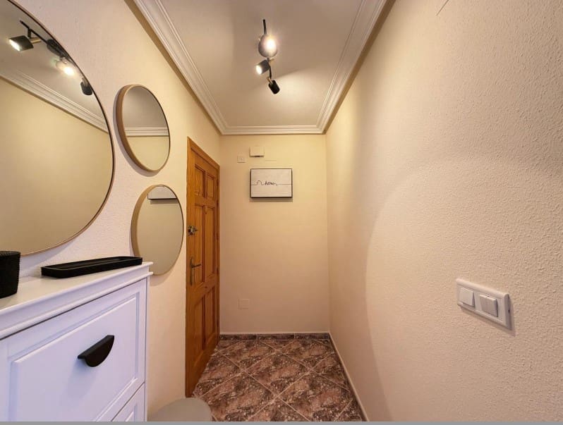 2 chambre Appartement à vendre à Torrevieja - 174 500 € (Ref: 9726460)