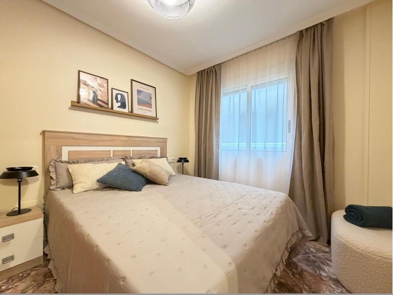 2 chambre Appartement à vendre à Torrevieja - 174 500 € (Ref: 9726460)