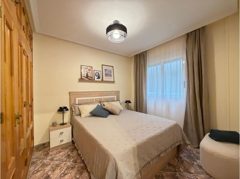 2 chambre Appartement à vendre à Torrevieja - 174 500 € (Ref: 9726460)