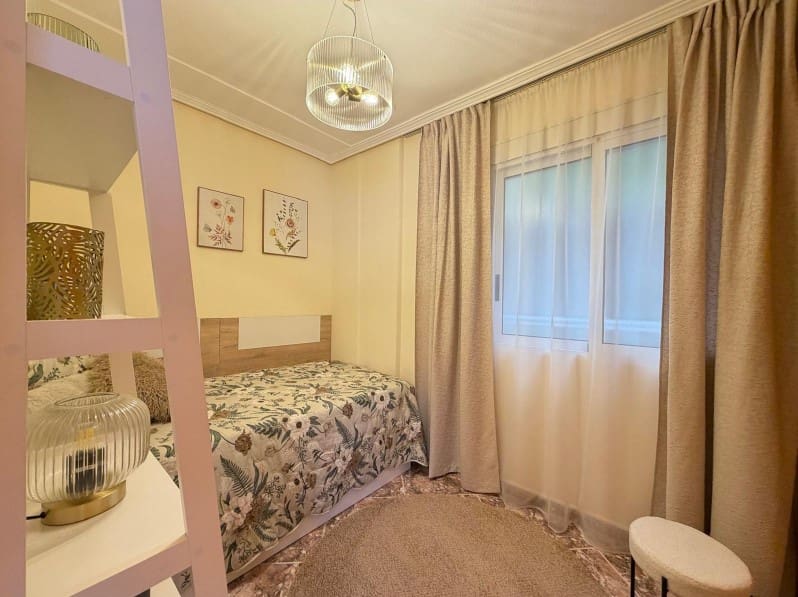 2 chambre Appartement à vendre à Torrevieja - 174 500 € (Ref: 9726460)