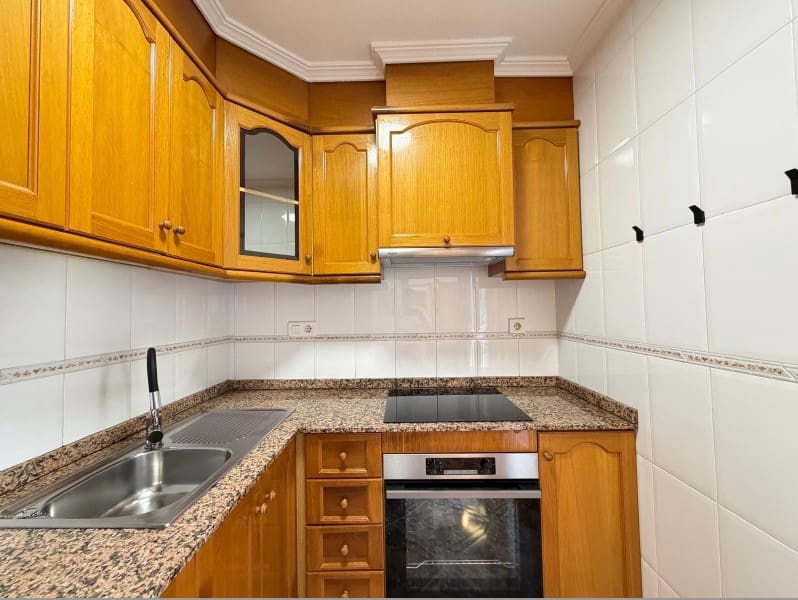 2 chambre Appartement à vendre à Torrevieja - 174 500 € (Ref: 9726460)