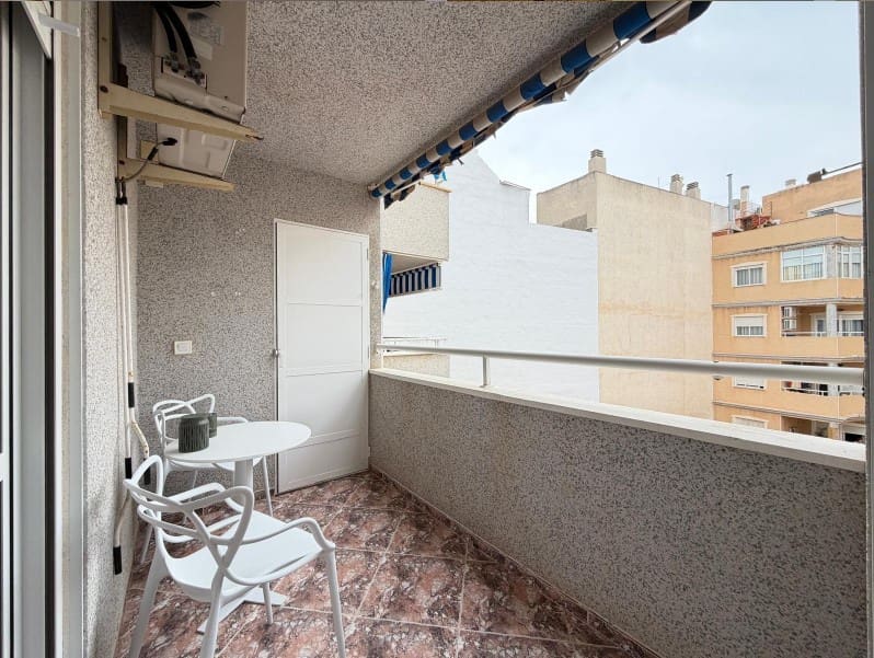 2 chambre Appartement à vendre à Torrevieja - 174 500 € (Ref: 9726460)