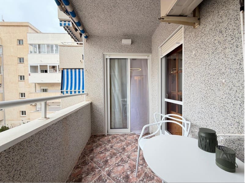 2 chambre Appartement à vendre à Torrevieja - 174 500 € (Ref: 9726460)