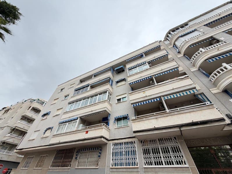 2 chambre Appartement à vendre à Torrevieja - 174 500 € (Ref: 9726460)