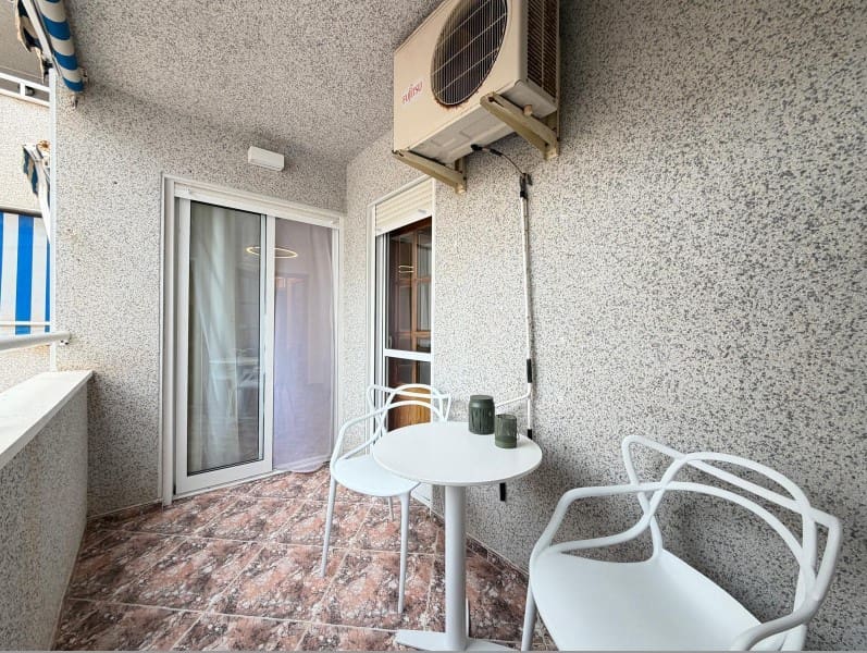 2 chambre Appartement à vendre à Torrevieja - 174 500 € (Ref: 9726460)