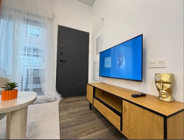 2 soveværelse Lejlighed til salg i Puerto Deportivo, Torrevieja - € 169.900 (Ref: 9726461)