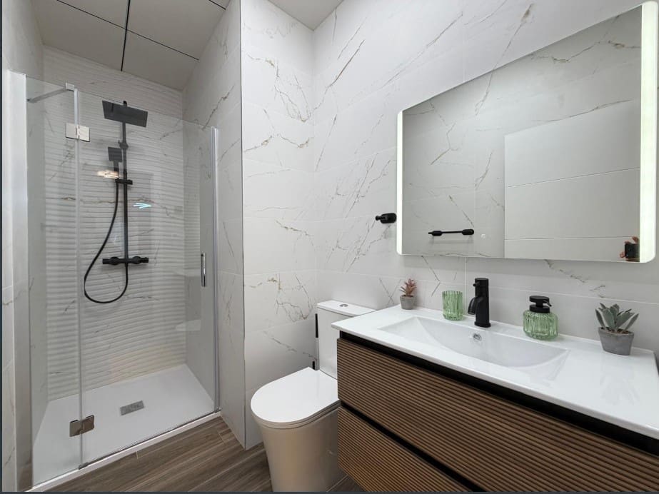 2 slaapkamer Appartement te koop in Torrevieja - € 169.900 (Ref: 9726461)