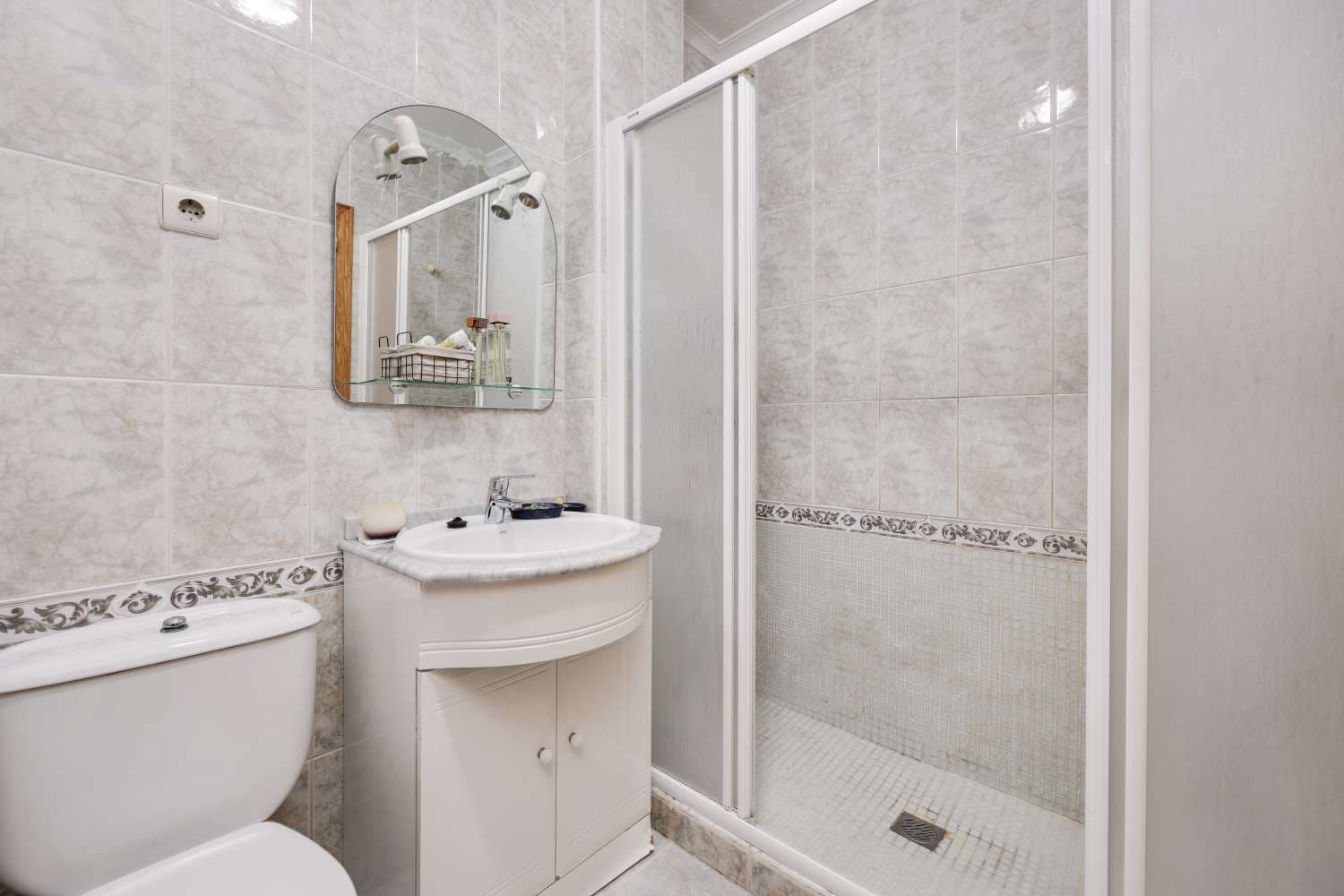 2 Zimmer Apartment zu verkaufen in Torrevieja - 154.900 € (Ref: 9738333)