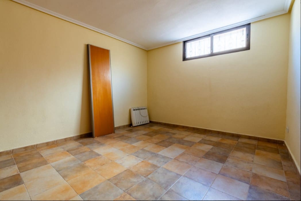 Chalet de 6 habitaciones en Orihuela en venta con piscina garaje - 365.000 € (Ref: 9751708)