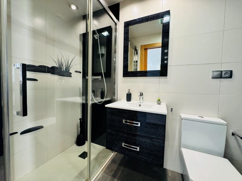 2 sypialnia Mieszkanie na sprzedaż w Guardamar del Segura z garażem - 450 000 € (Ref: 9755436)