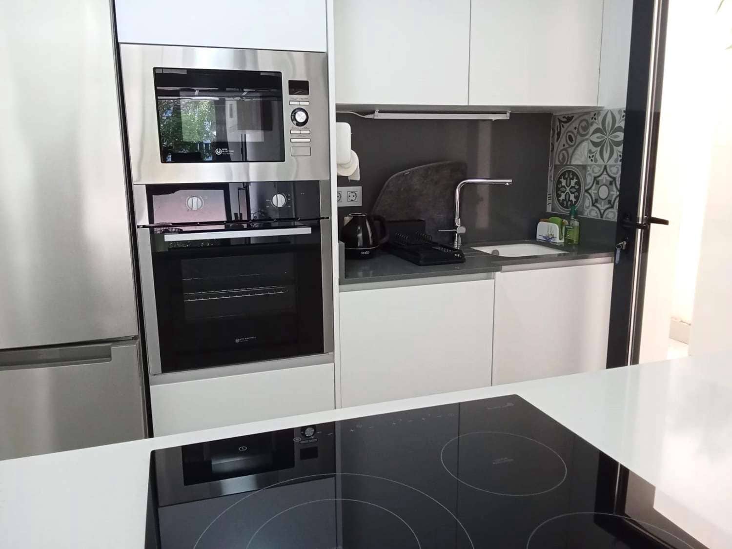 1 chambre Appartement à vendre à Torrevieja avec piscine garage - 175 000 € (Ref: 9777784)