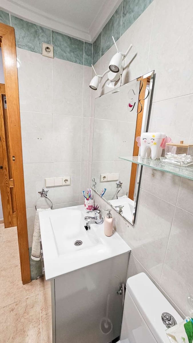 2 camera da letto Appartamento in vendita in Torrevieja con piscina - 125.000 € (Rif: 9788209)