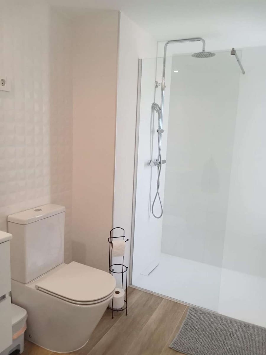 2 soverom Leilighet til salgs i Punta Prima med svømmebasseng garasje - € 539 000 (Ref: 9796276)