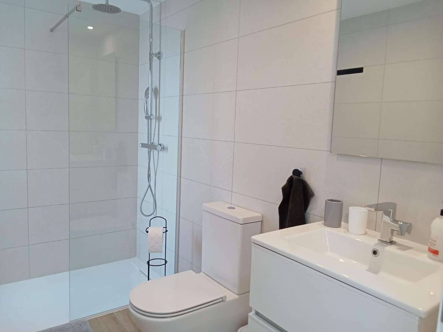 2 soverom Leilighet til salgs i Punta Prima med svømmebasseng garasje - € 539 000 (Ref: 9796276)