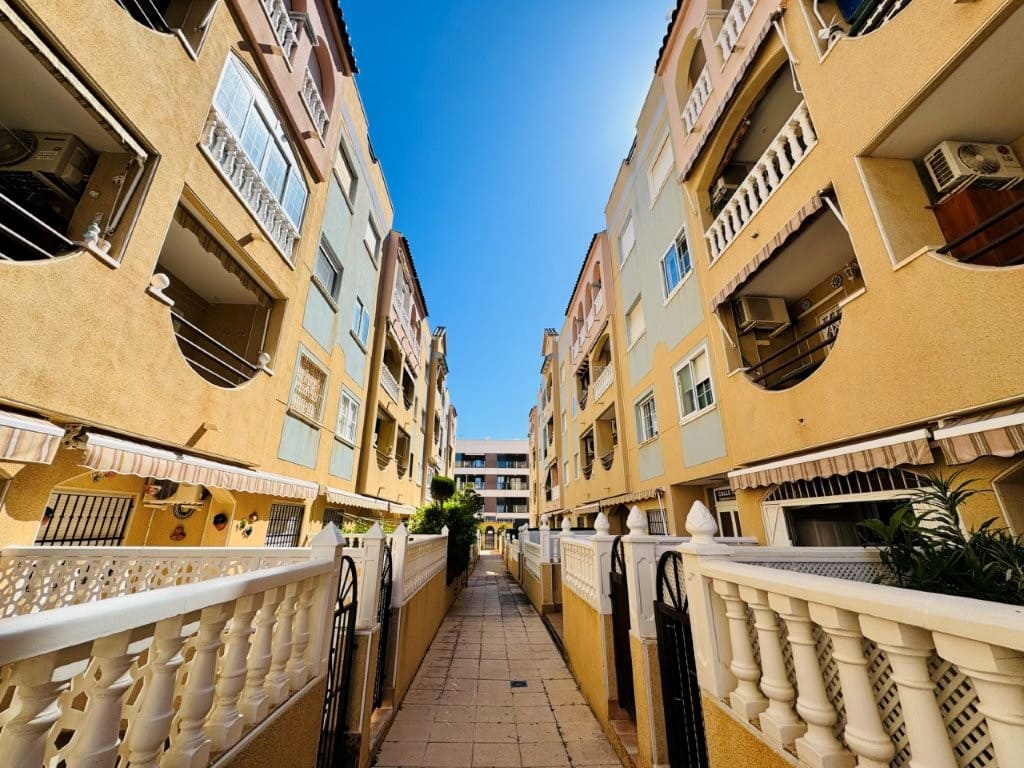 2 sypialnia Apartament na sprzedaż w La Mata z basenem - 165 000 € (Ref: 9828780)