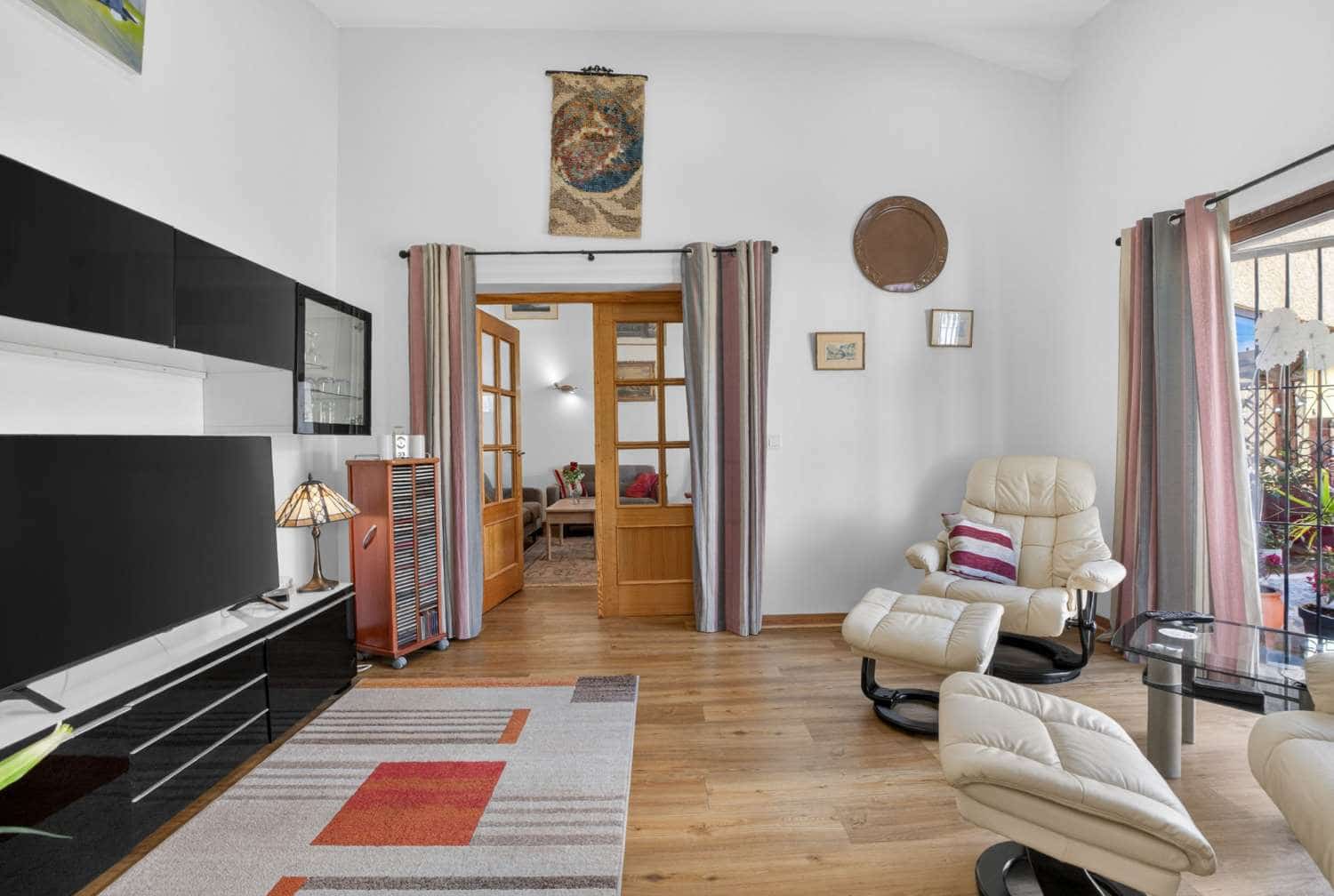 3 soverom Villa til salgs i Torrevieja med svømmebasseng garasje - € 525 000 (Ref: 9828783)