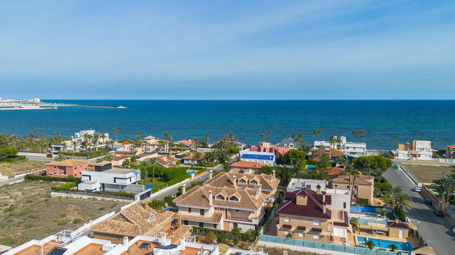 7 bedroom Villa for sale in La Veleta with pool - € 2,490,000 (Ref: 9828785)