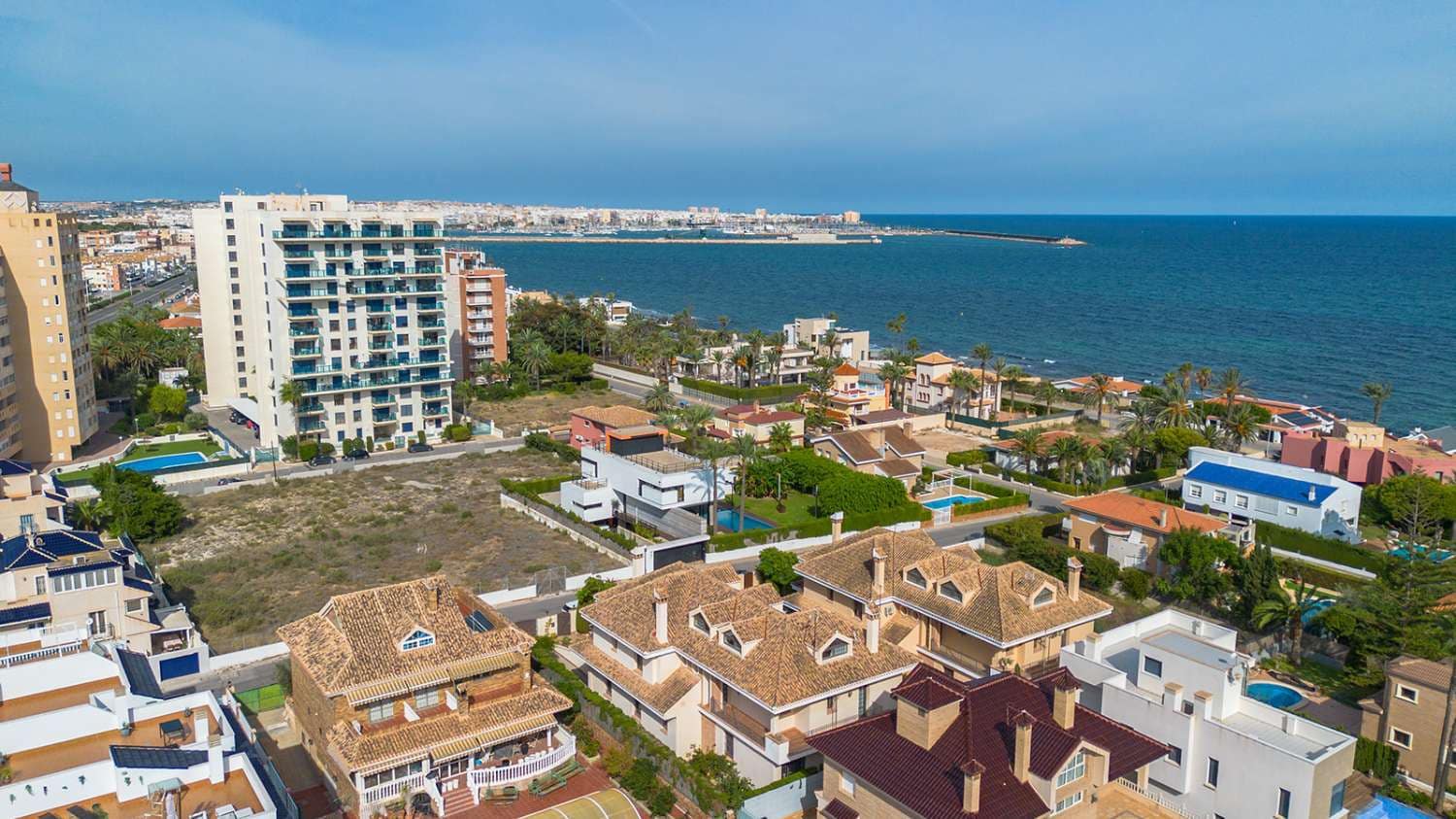 7 bedroom Villa for sale in La Veleta with pool - € 2,490,000 (Ref: 9828785)
