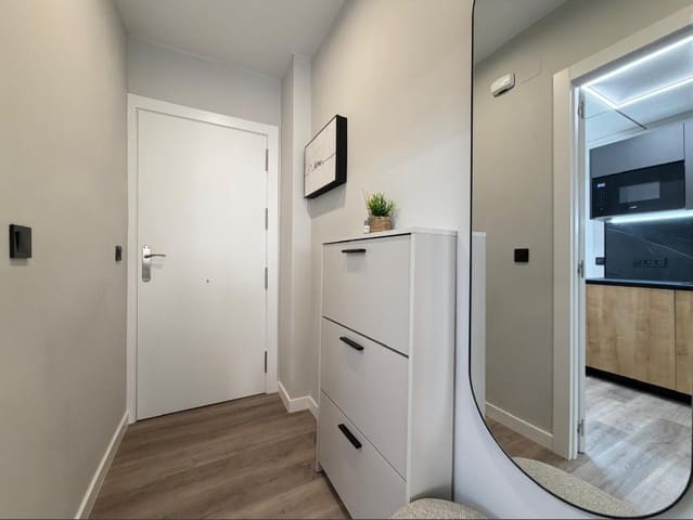2 makuuhuone Huoneisto myytävänä paikassa Centro, Torrevieja - 179 900 € (Ref: 9833418)
