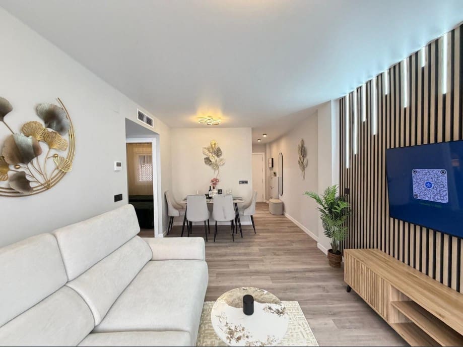 2 makuuhuone Huoneisto myytävänä paikassa Torrevieja - 179 900 € (Ref: 9833418)