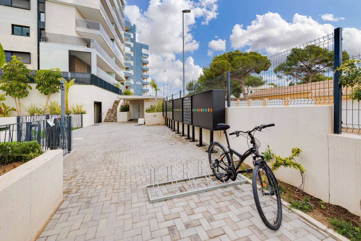 3 quarto Apartamento para venda em Campoamor com piscina garagem - 425 000 € (Ref: 9836128)