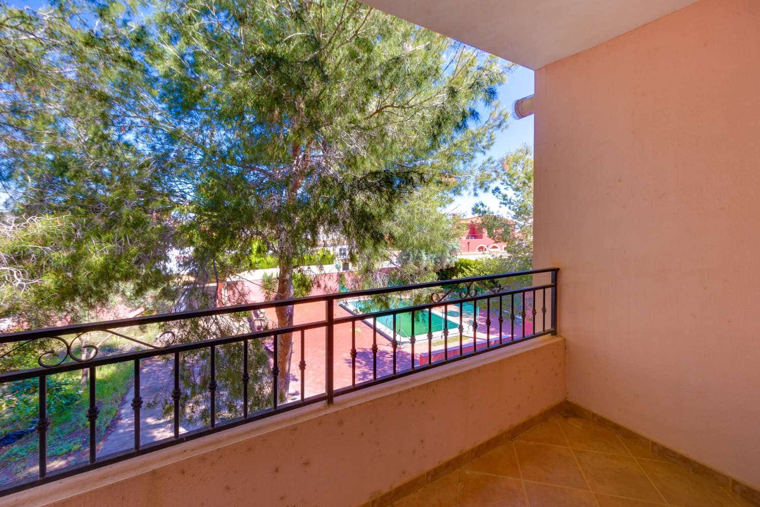 5 slaapkamer Villa te koop in San Miguel de Salinas met zwembad garage - € 495.000 (Ref: 9836129)