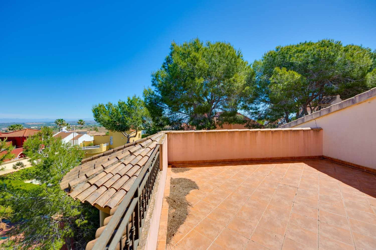 5 slaapkamer Villa te koop in San Miguel de Salinas met zwembad garage - € 495.000 (Ref: 9836129)