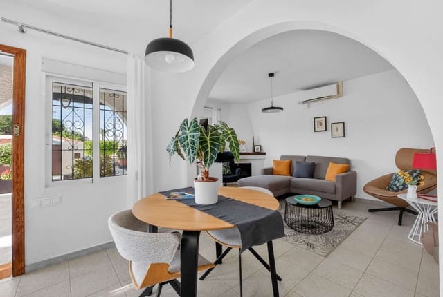 3 soveværelse Rækkehus til salg i Nueva Torrevieja, Torrevieja - € 399.000 (Ref: 9839019)