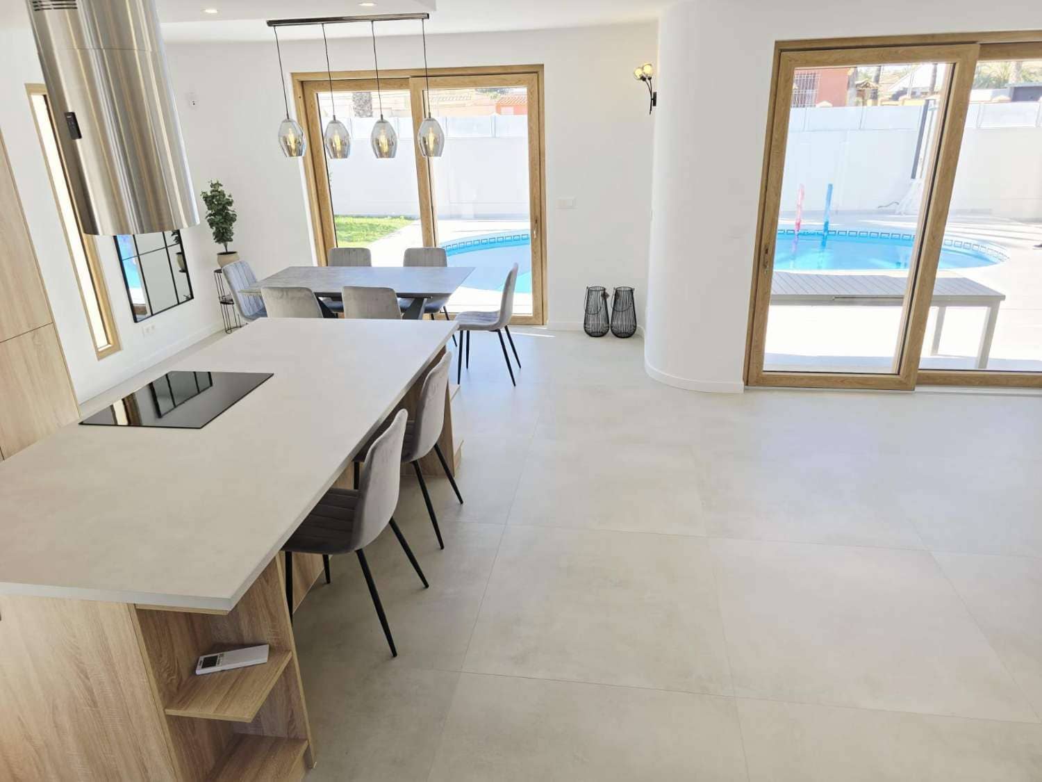 3 bedroom Villa for sale in Cabo Roig with pool - € 1,400,000 (Ref: 9839020)