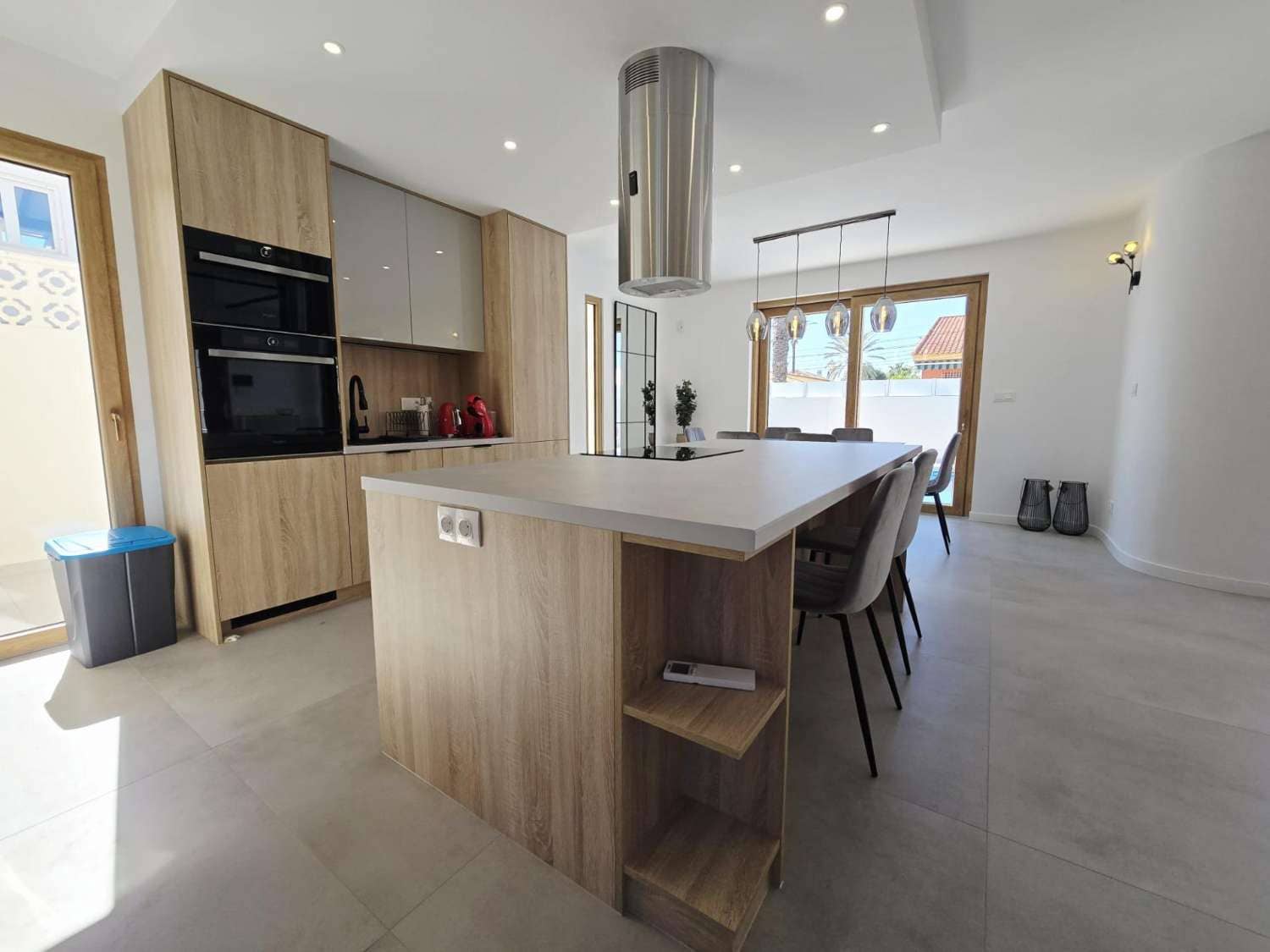 3 bedroom Villa for sale in Cabo Roig with pool - € 1,400,000 (Ref: 9839020)