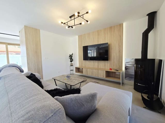 3 Zimmer Villa zu verkaufen in Cabo Roig, Orihuela mit Pool - 1.400.000 € (Ref: 9839020)