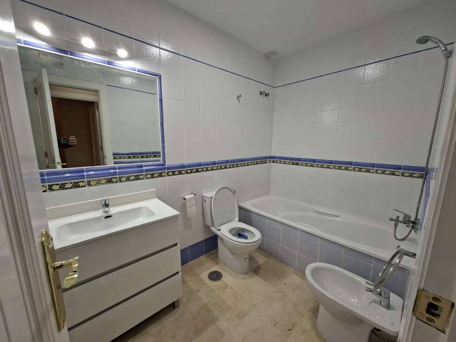 2 soveværelse Bungalow til salg i Orihuela Costa med swimmingpool - € 229.000 (Ref: 9842698)
