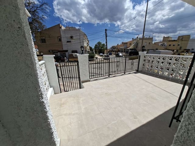 1 quarto Bungalow para venda em San Fulgencio - 129 000 € (Ref: 9842700)