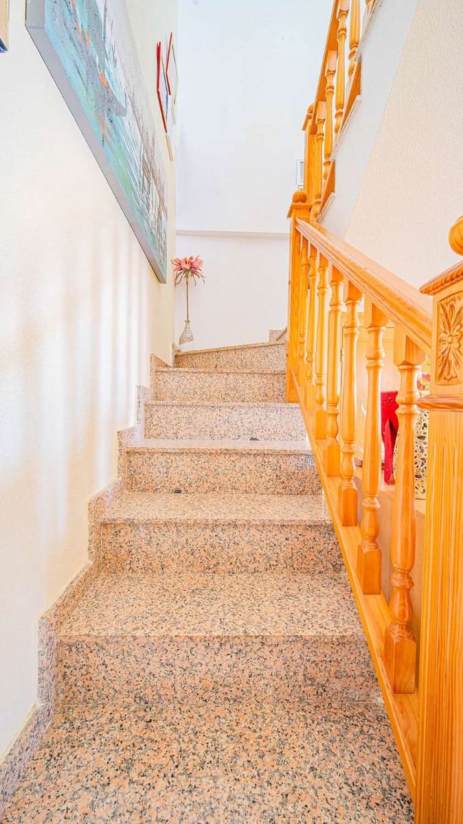 3 soveværelse Rækkehus til salg i Orihuela Costa med swimmingpool garage - € 265.000 (Ref: 9855149)