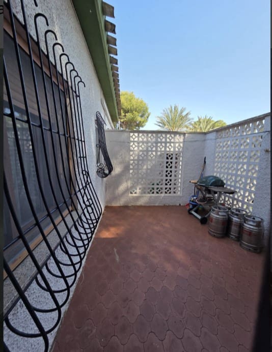 3 bedroom Villa for sale in Dehesa de Campoamor with pool - € 985,000 (Ref: 9859632)