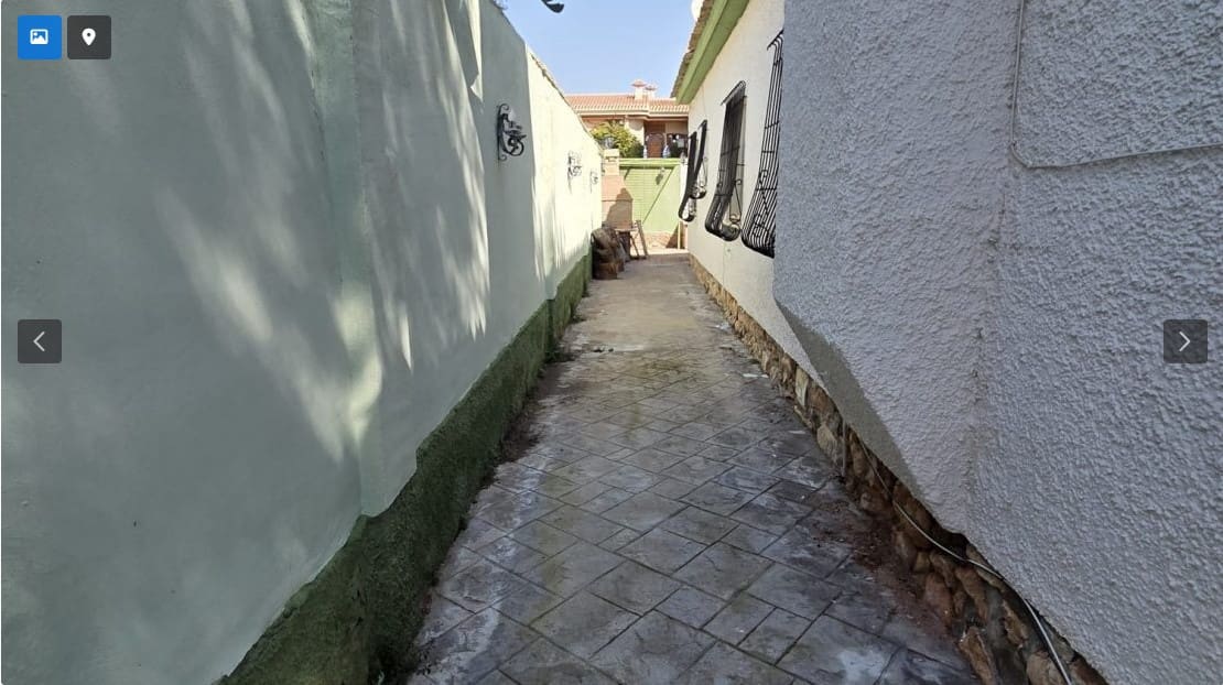 3 bedroom Villa for sale in Dehesa de Campoamor with pool - € 985,000 (Ref: 9859632)