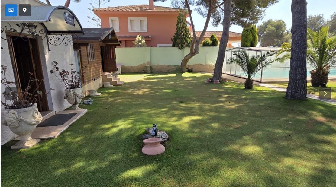 3 bedroom Villa for sale in Dehesa de Campoamor with pool - € 985,000 (Ref: 9859632)