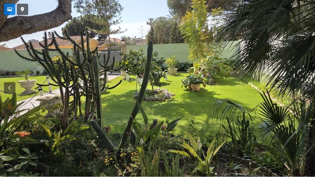 3 bedroom Villa for sale in Dehesa de Campoamor with pool - € 985,000 (Ref: 9859632)